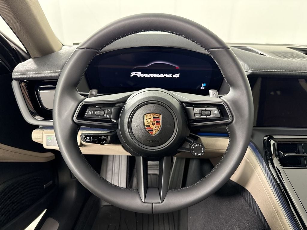 2026 Porsche Panamera 4