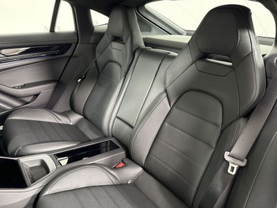 2026 Porsche Panamera Panamera 4