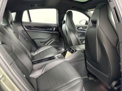 2026 Porsche Panamera Panamera 4