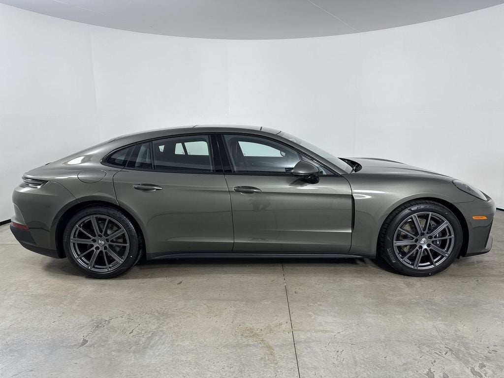 2026 Porsche Panamera Panamera 4