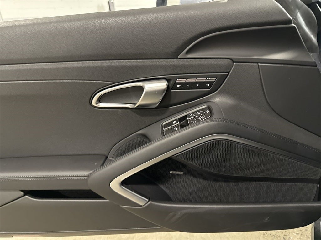 2025 Porsche 718 Cayman S