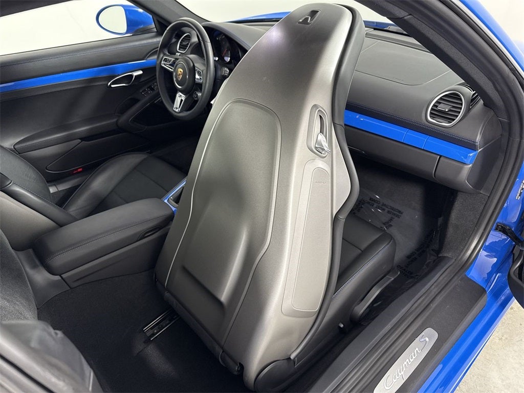 2023 Porsche 718 Cayman S