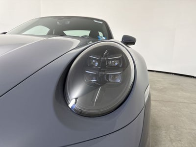 2025 Porsche 911 Carrera 4 GTS