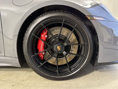 2025 Porsche 911 Carrera 4 GTS