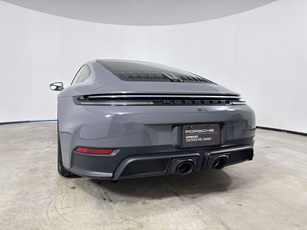 2025 Porsche 911 Carrera 4 GTS