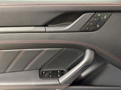 2025 Porsche 911 Carrera 4 GTS