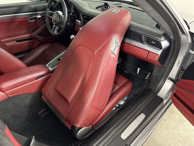 2017 Porsche 911 Carrera 4S