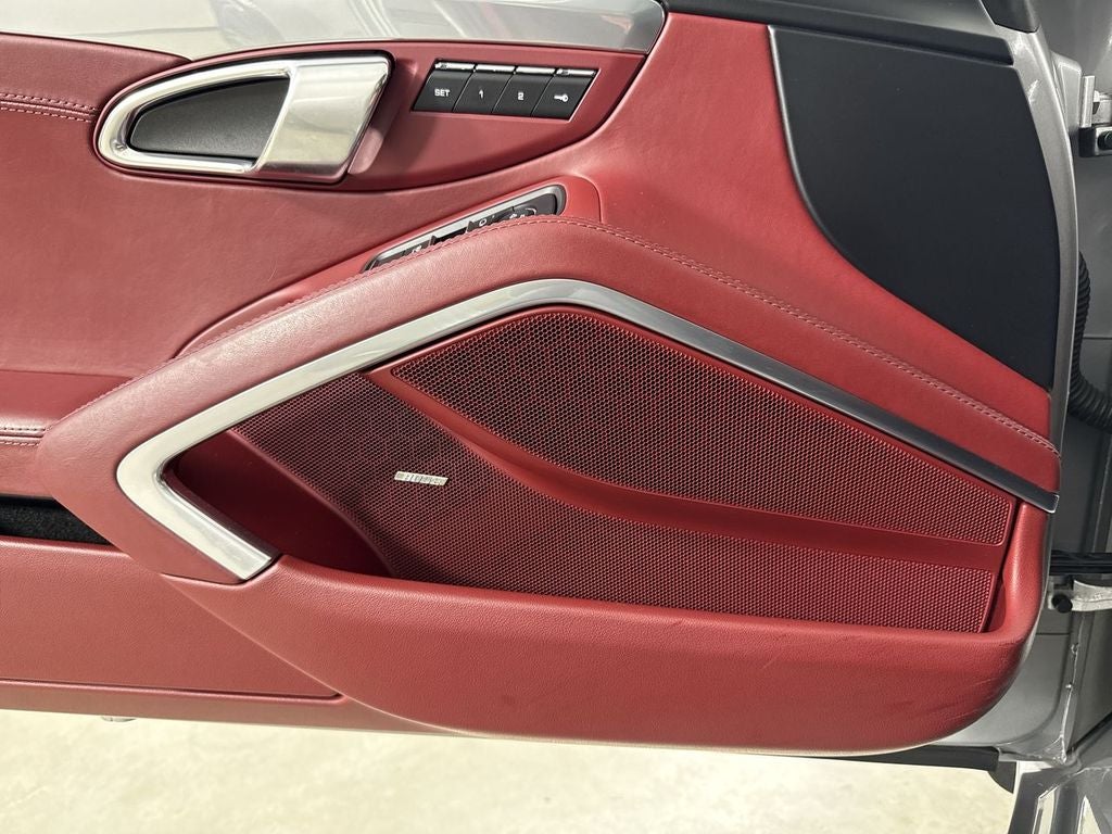 2017 Porsche 911 Carrera 4S