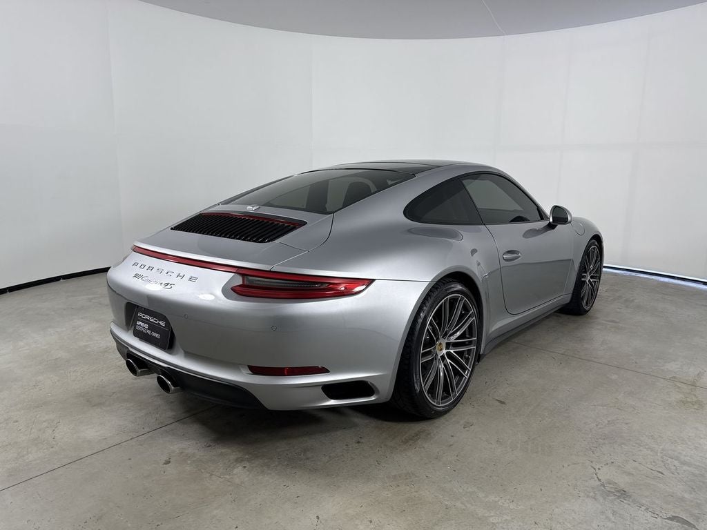 2017 Porsche 911 Carrera 4S