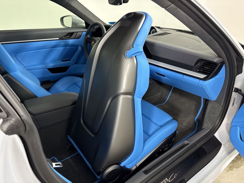 2023 Porsche 911 Carrera GTS