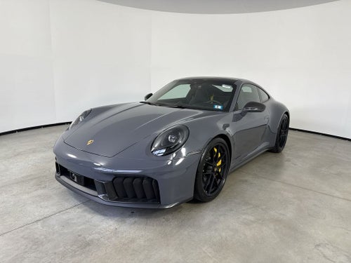 2025 Porsche 911 Carrera 4 GTS