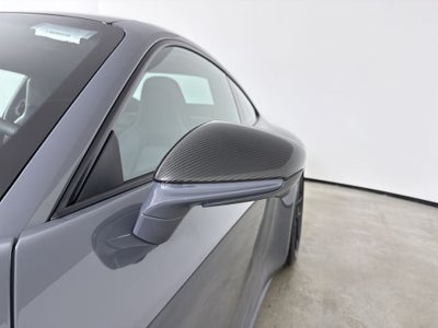 2025 Porsche 911 Carrera 4 GTS