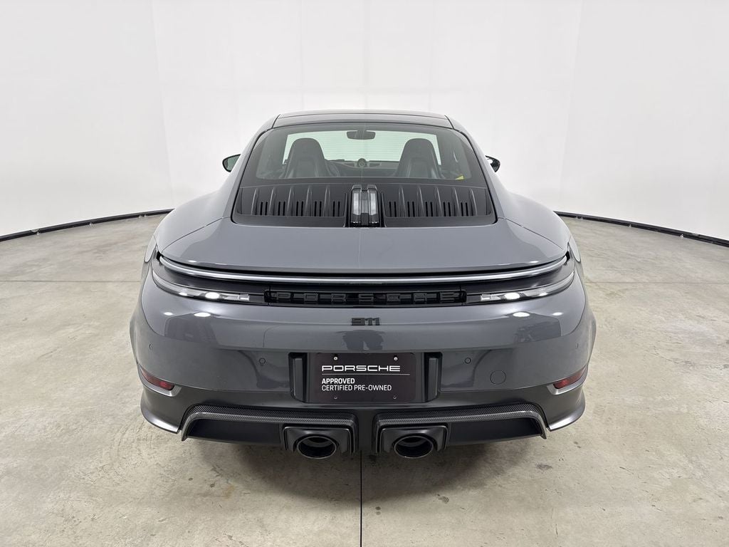 2025 Porsche 911 Carrera 4 GTS