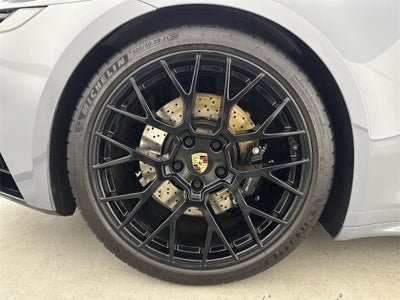 2023 Porsche 911 Carrera GTS