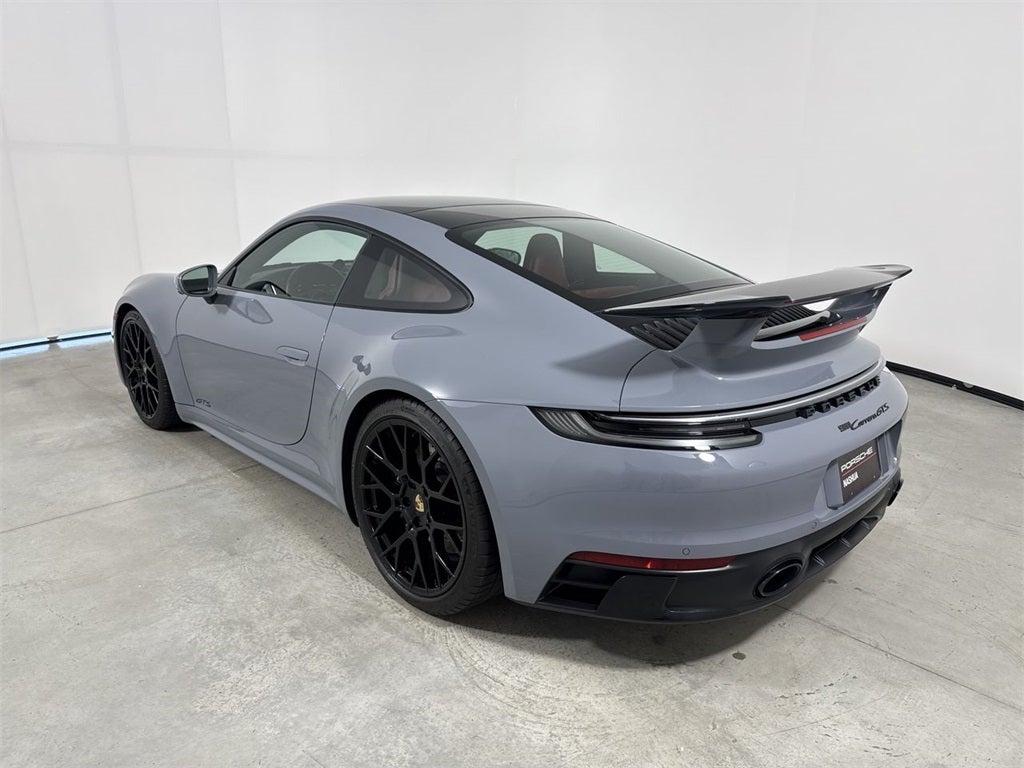 2023 Porsche 911 Carrera GTS