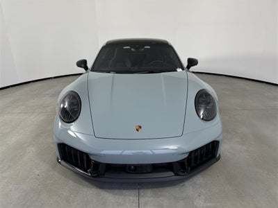 2026 Porsche 911 Carrera 4 GTS