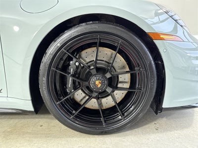 2026 Porsche 911 Carrera 4 GTS