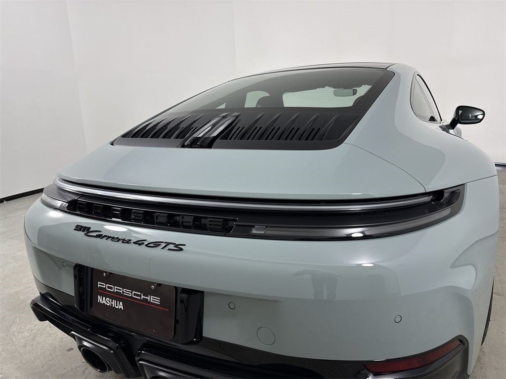 2026 Porsche 911 Carrera 4 GTS
