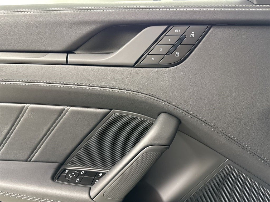 2026 Porsche 911 Carrera 4 GTS