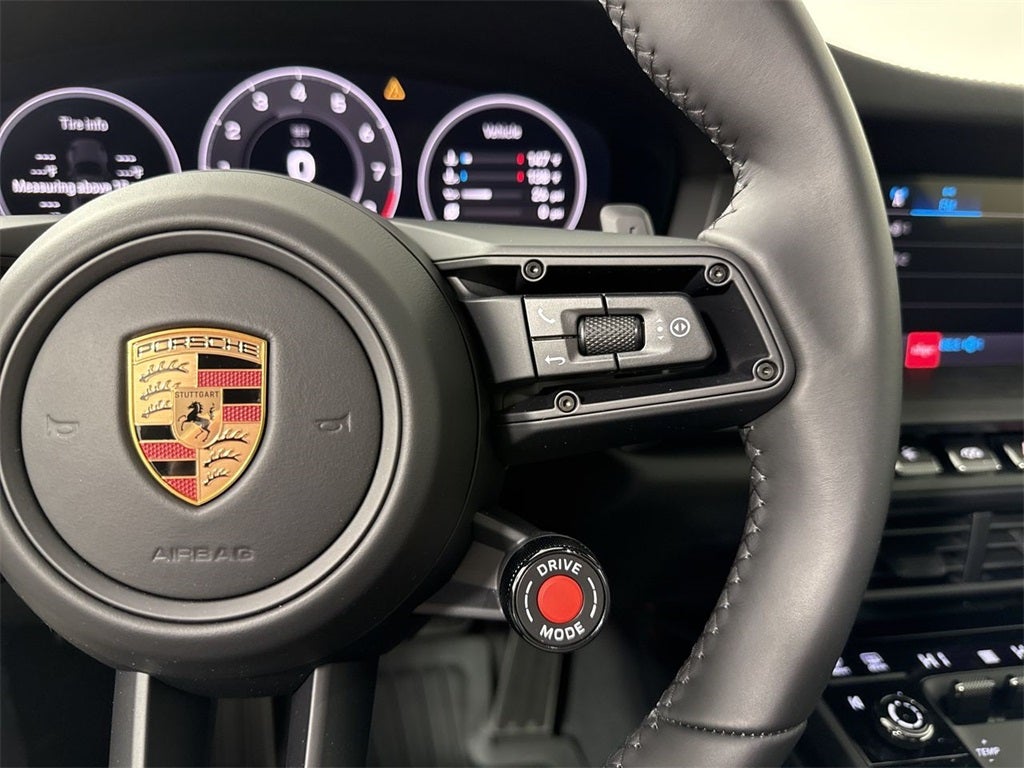 2026 Porsche 911 Carrera 4 GTS