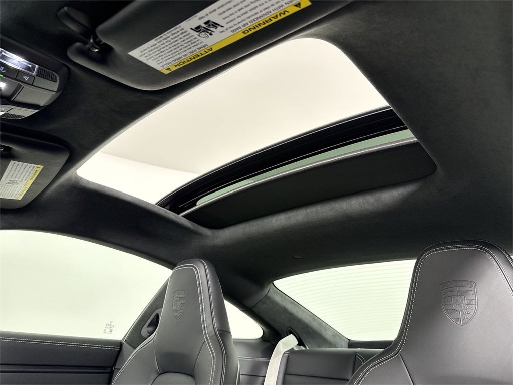 2026 Porsche 911 Carrera 4 GTS