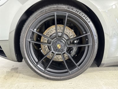 2024 Porsche 911 Carrera GTS