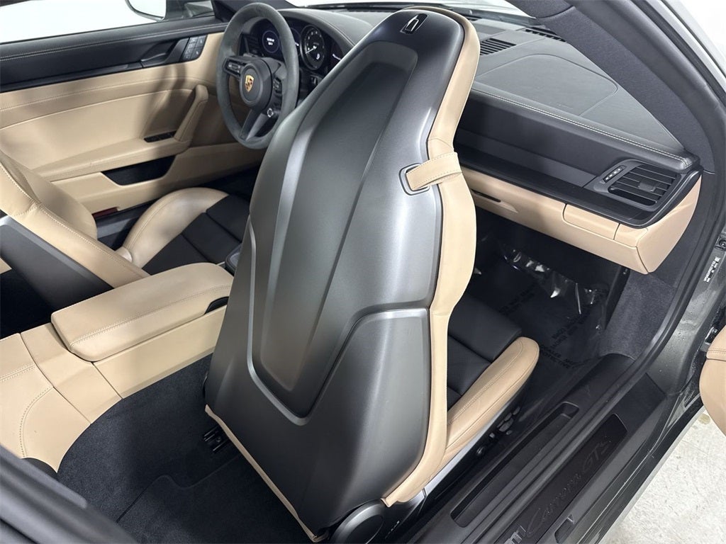2024 Porsche 911 Carrera GTS