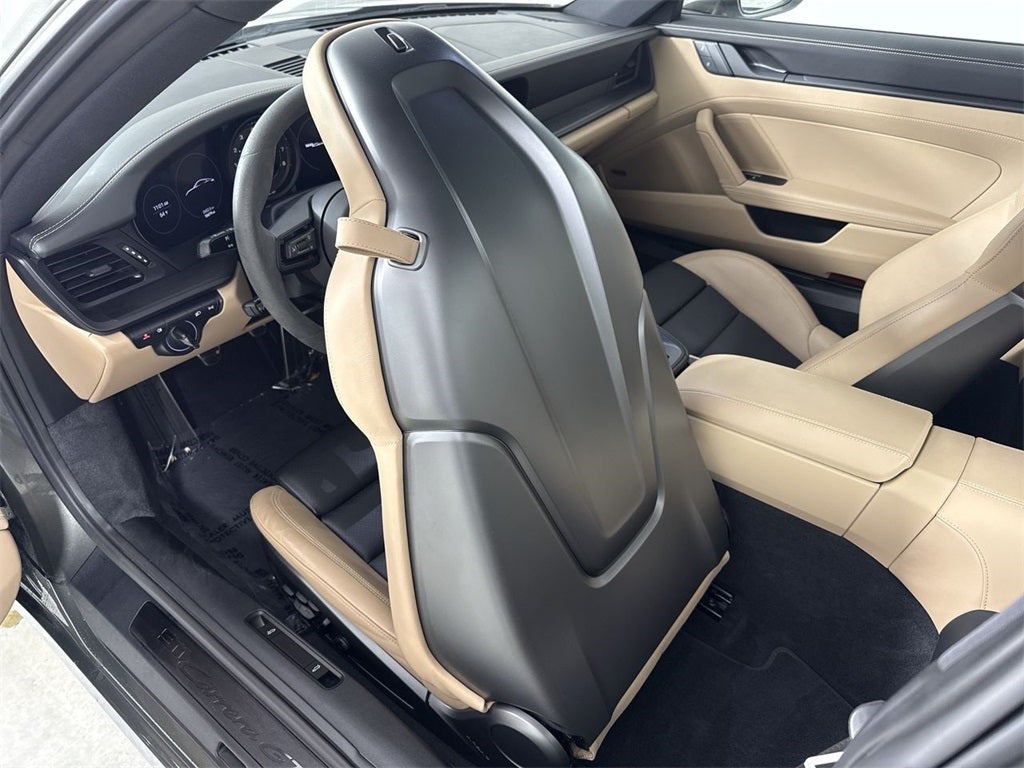 2024 Porsche 911 Carrera GTS