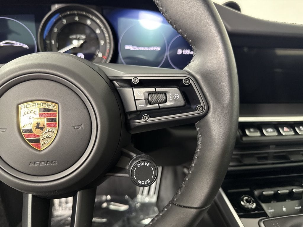 2024 Porsche 911 Carrera GTS