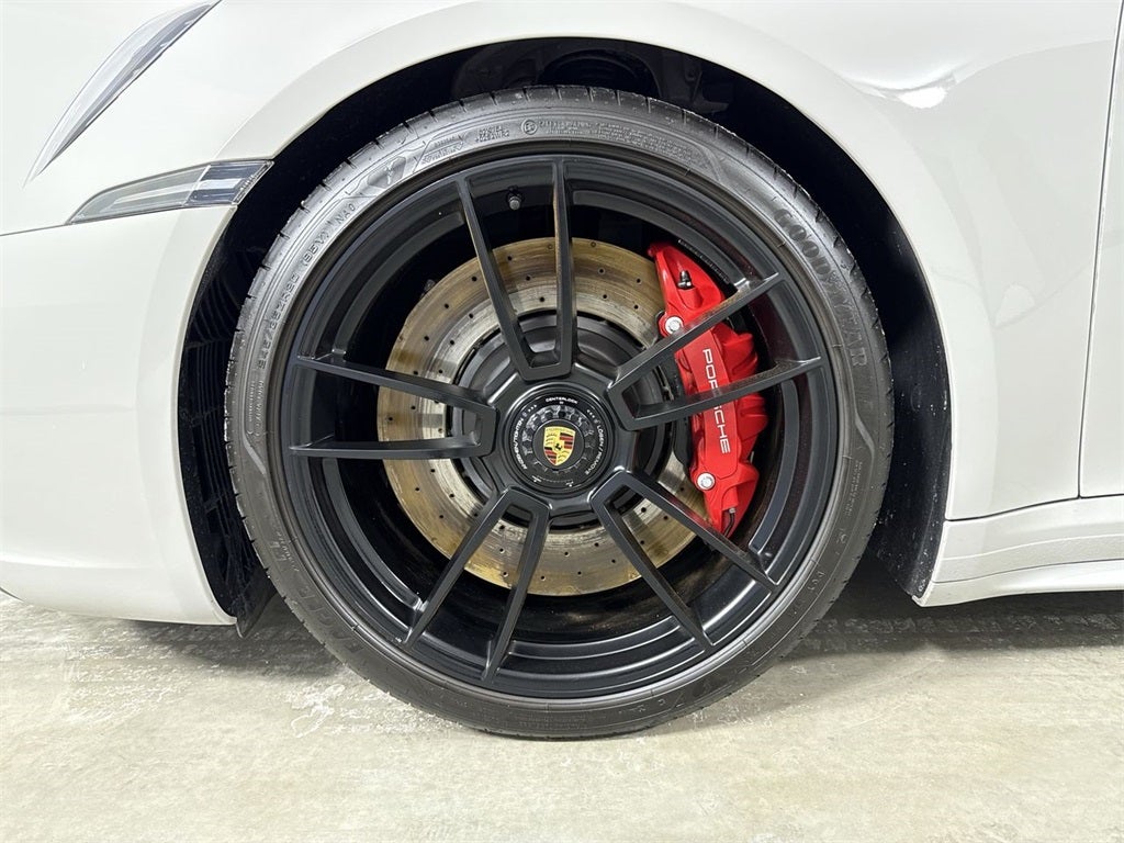 2024 Porsche 911 Carrera GTS