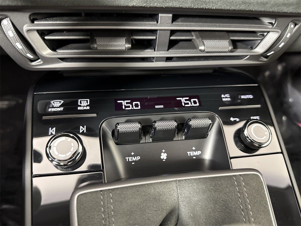 2024 Porsche 911 Carrera GTS