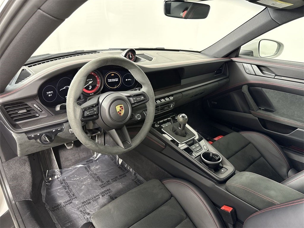 2024 Porsche 911 Carrera GTS