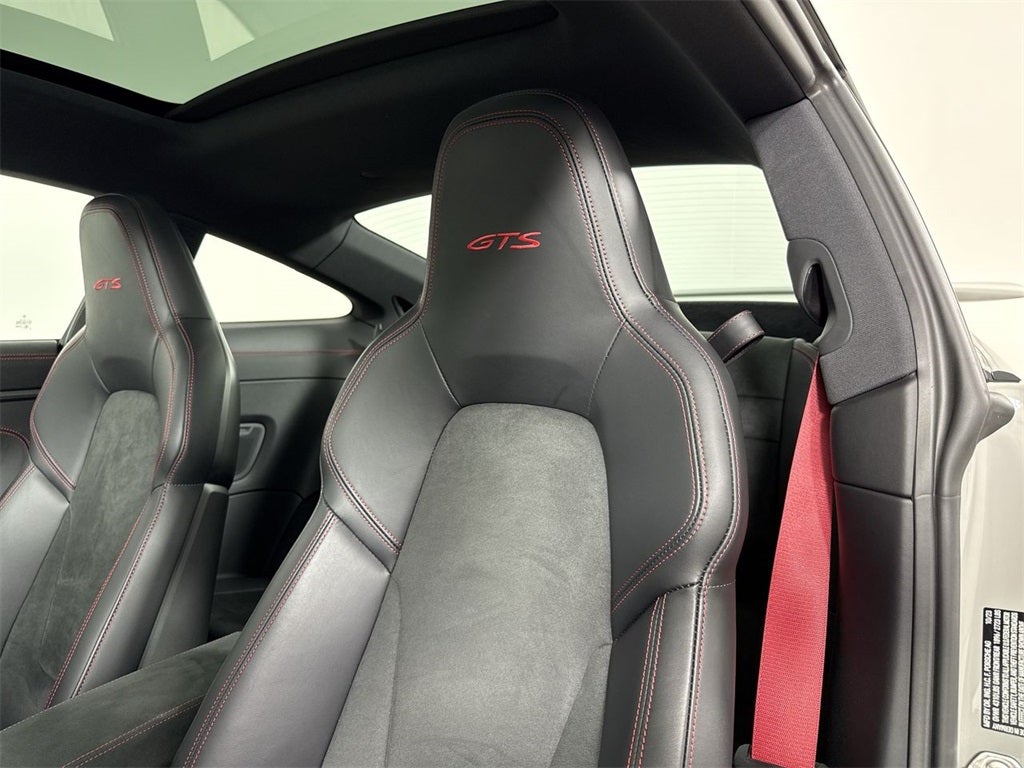 2024 Porsche 911 Carrera GTS