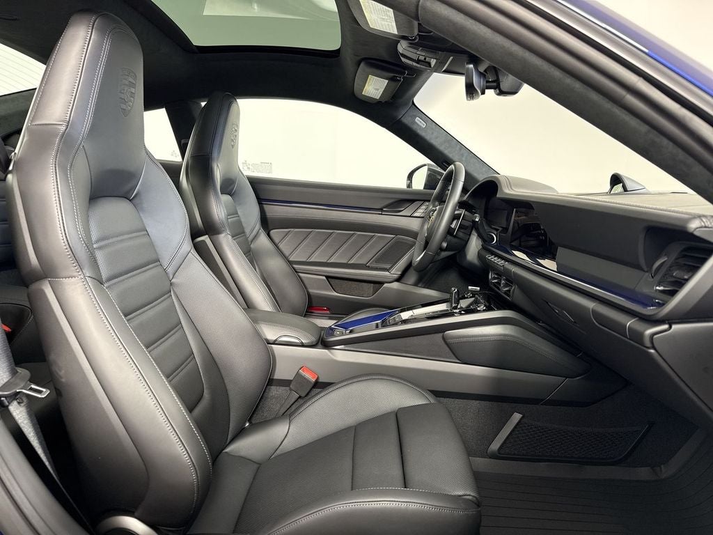 2026 Porsche 911 Carrera 4 GTS