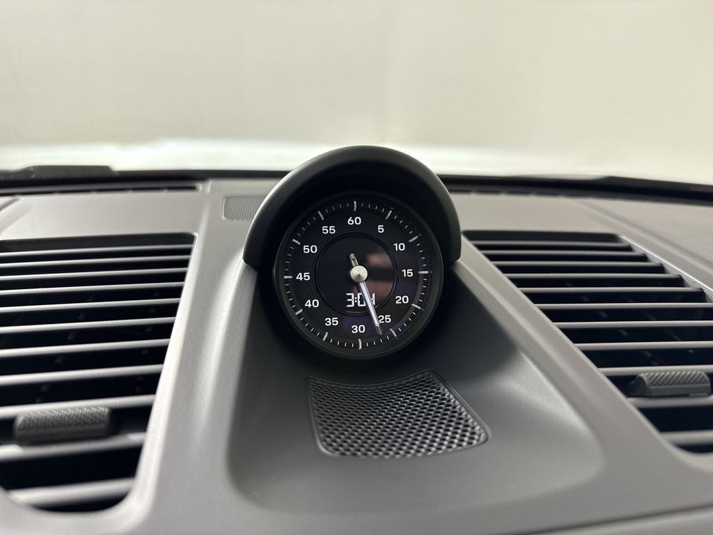 2026 Porsche 911 Carrera 4 GTS