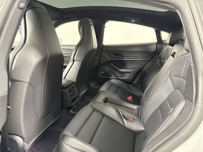 2024 Porsche Taycan 4S