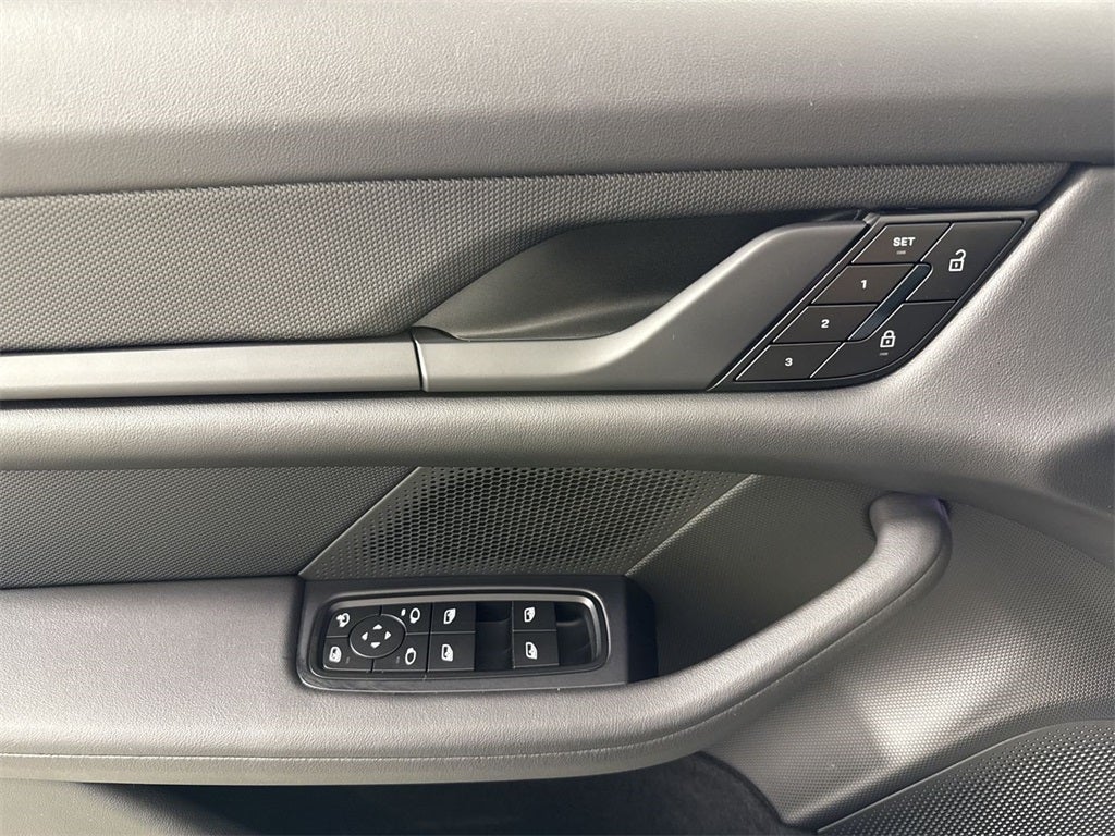 2024 Porsche Taycan 4S