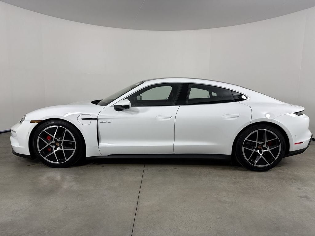 2026 Porsche Taycan 4S