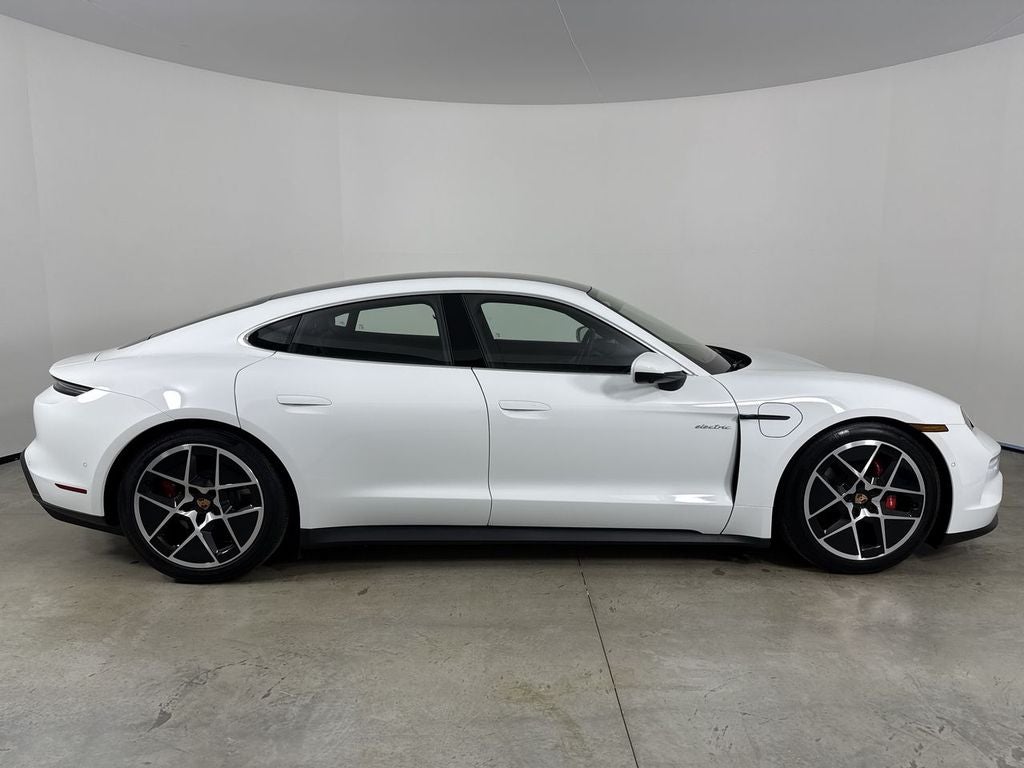 2026 Porsche Taycan 4S