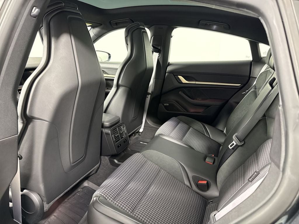 2025 Porsche Taycan Taycan 4S