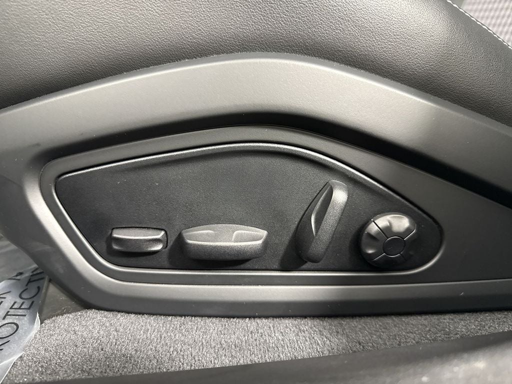 2025 Porsche Taycan Taycan 4S