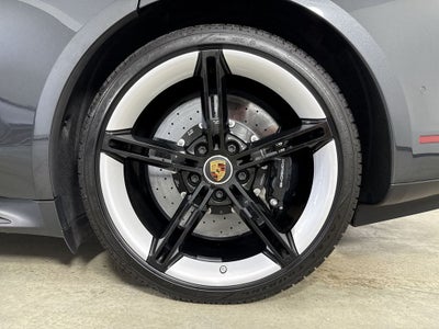 2022 Porsche Taycan Turbo S
