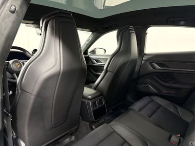 2022 Porsche Taycan Turbo S