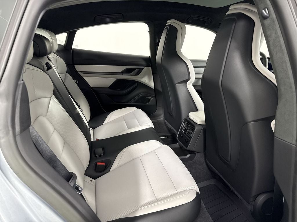 2023 Porsche Taycan Turbo S