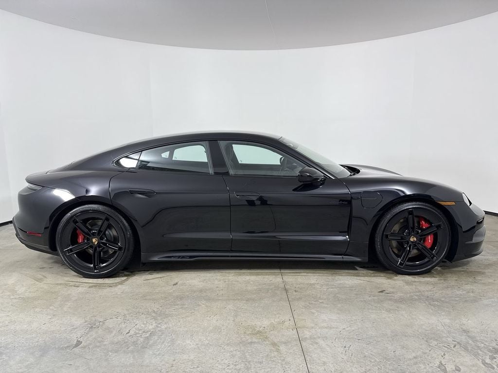 2026 Porsche Taycan GTS