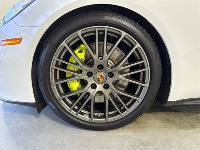 2023 Porsche Panamera E-Hybrid Base