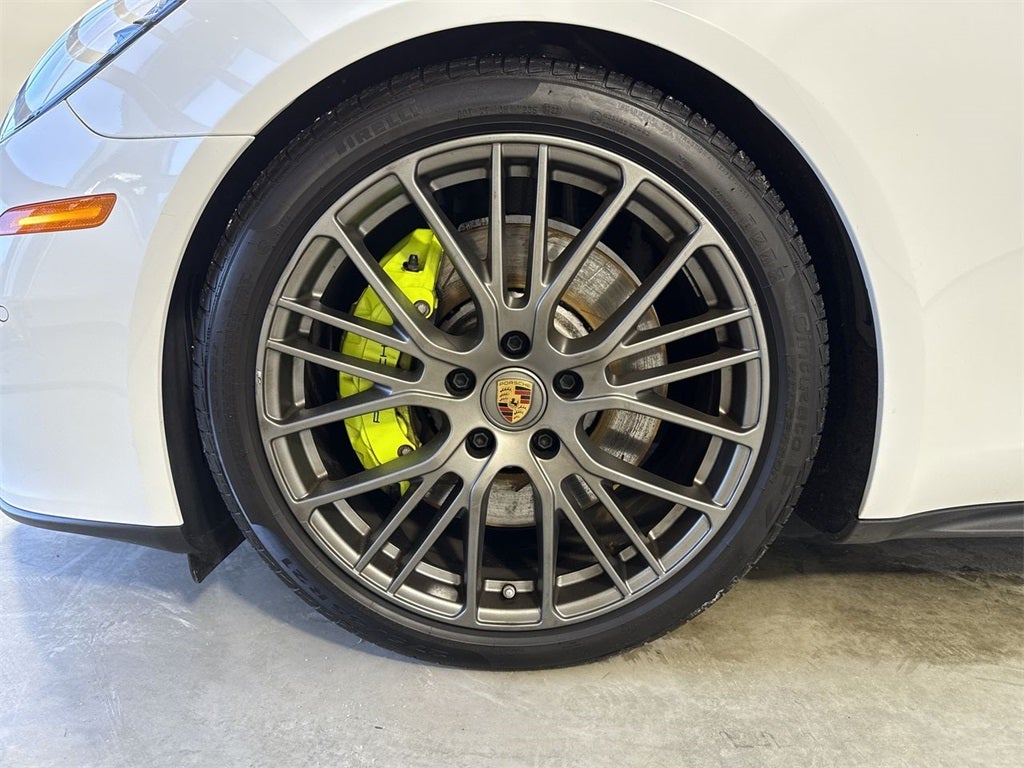 2023 Porsche Panamera E-Hybrid Base