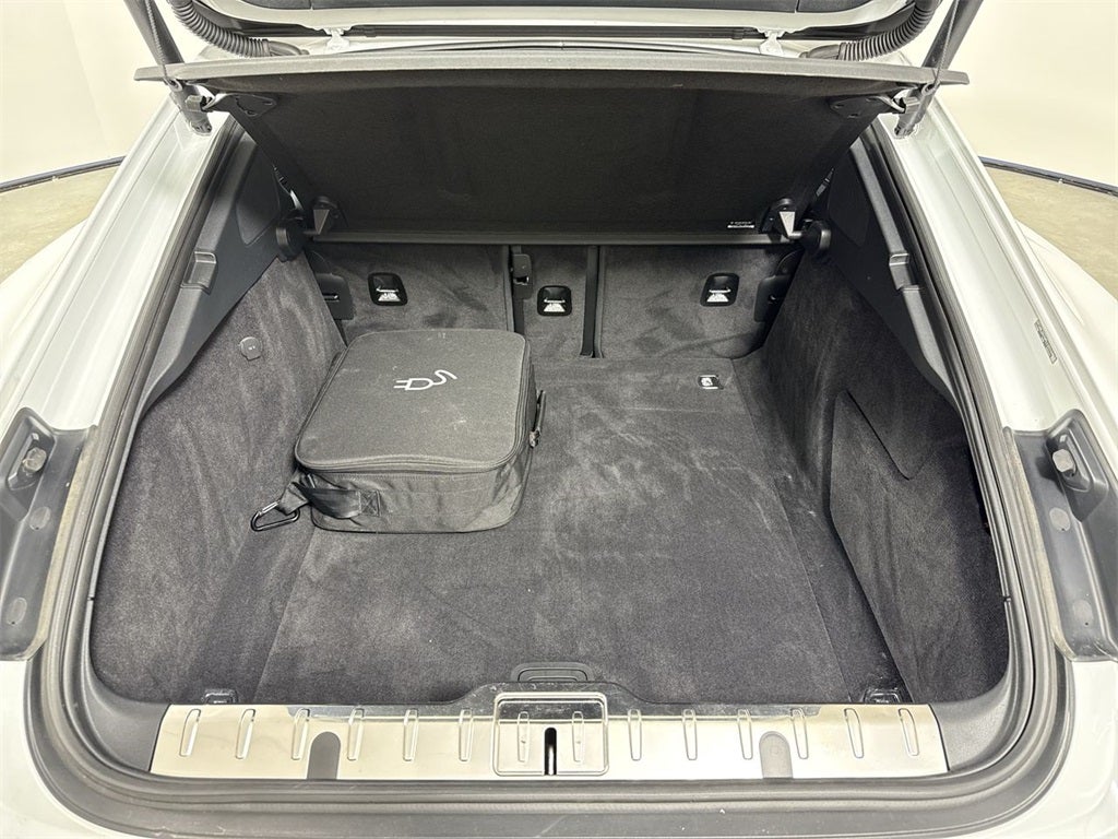 2023 Porsche Panamera E-Hybrid Base