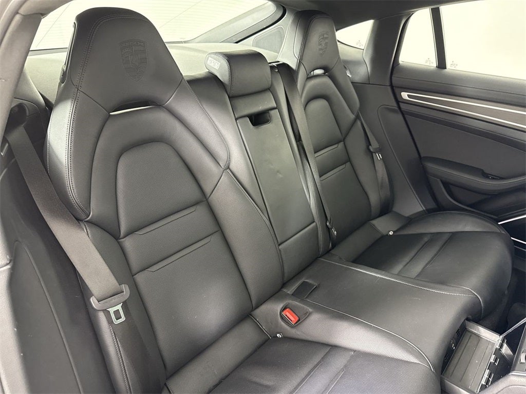 2023 Porsche Panamera E-Hybrid Base