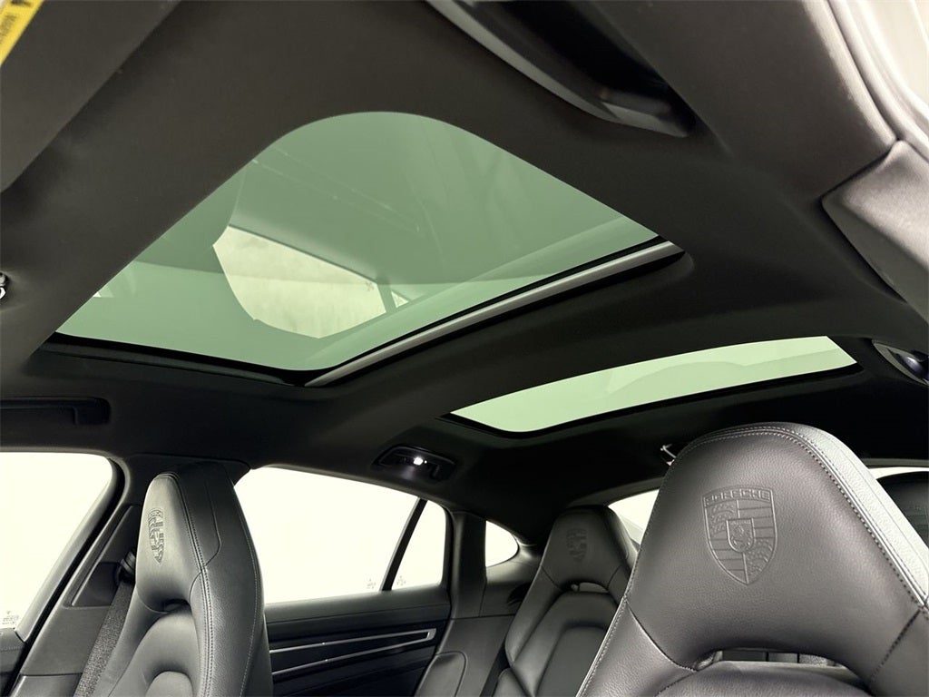 2023 Porsche Panamera E-Hybrid Base